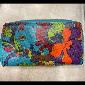 Sakroots wallet barely used